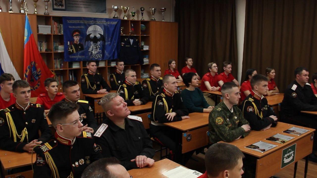 Москве прошел Всероссийский военно-патриотический юнармейский слет.